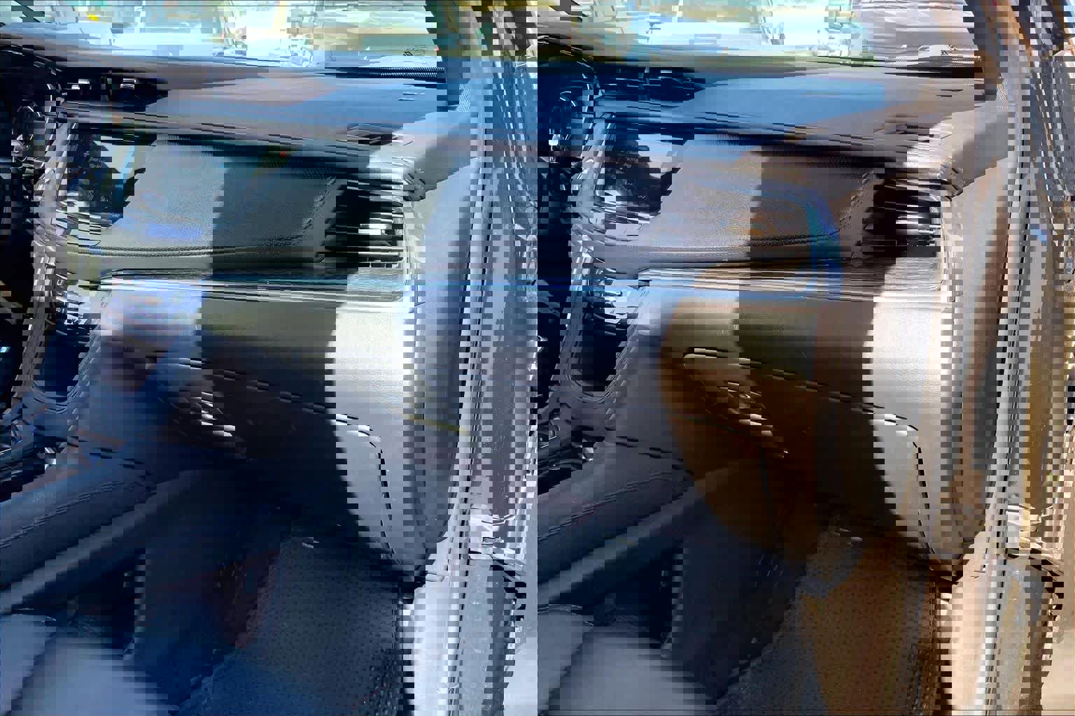 Used 2022 Cadillac XT5 Premium Luxury FWD image 19