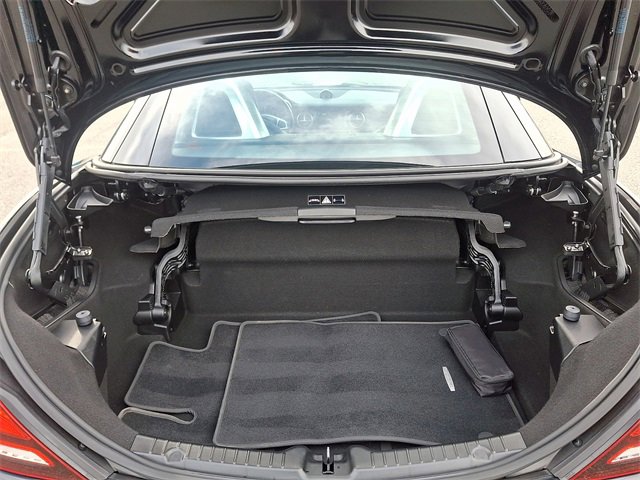 Used 2019 Mercedes-Benz SLC 300 w/ Premium Package image 28