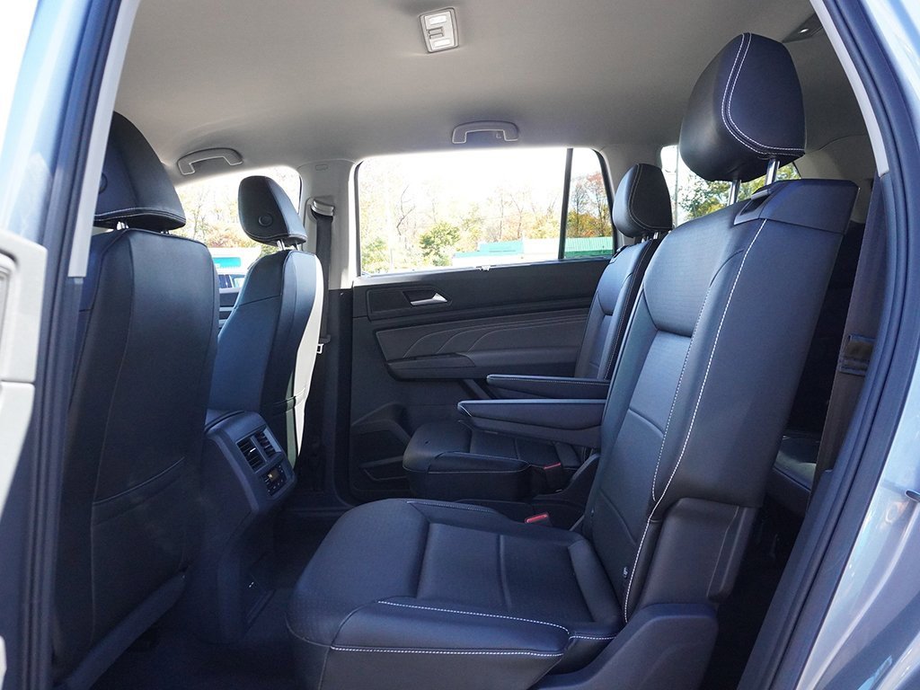 Used 2023 Volkswagen Atlas SE image 33