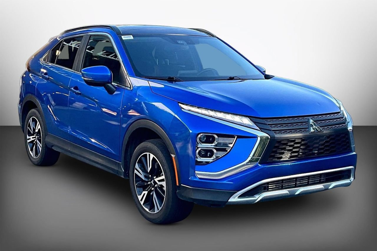 Used 2025 Mitsubishi Eclipse Cross SE AWD/4WD image 2