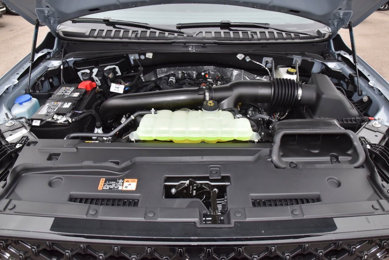 New 2026 Lincoln Navigator Reserve AWD/4WD image 44