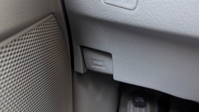 Used 2009 Toyota Camry LE image 32