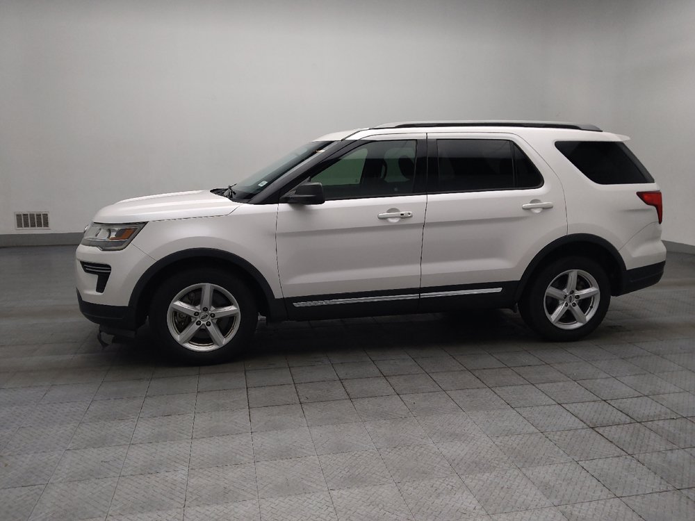 Used 2019 Ford Explorer XLT FWD image 2