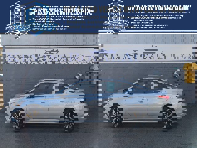 Used 2022 Nissan Altima 2.5 SV w/ SV Premium Package image 1