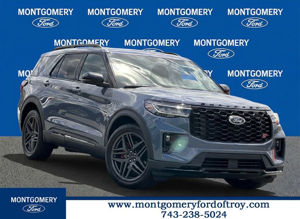 Used 2025 Ford Explorer ST AWD/4WD image 1