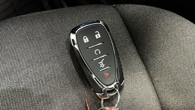 Used 2018 Chevrolet Equinox LT image 20