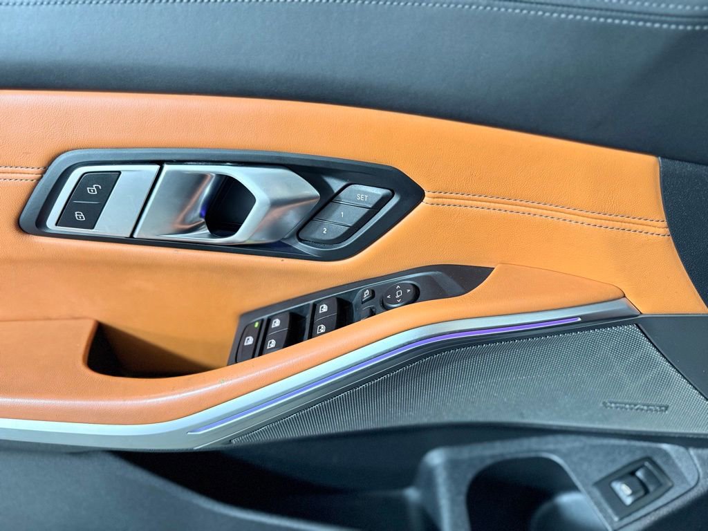 Used 2022 BMW M3 Competition w/ M Carbon Exterior Package image 19