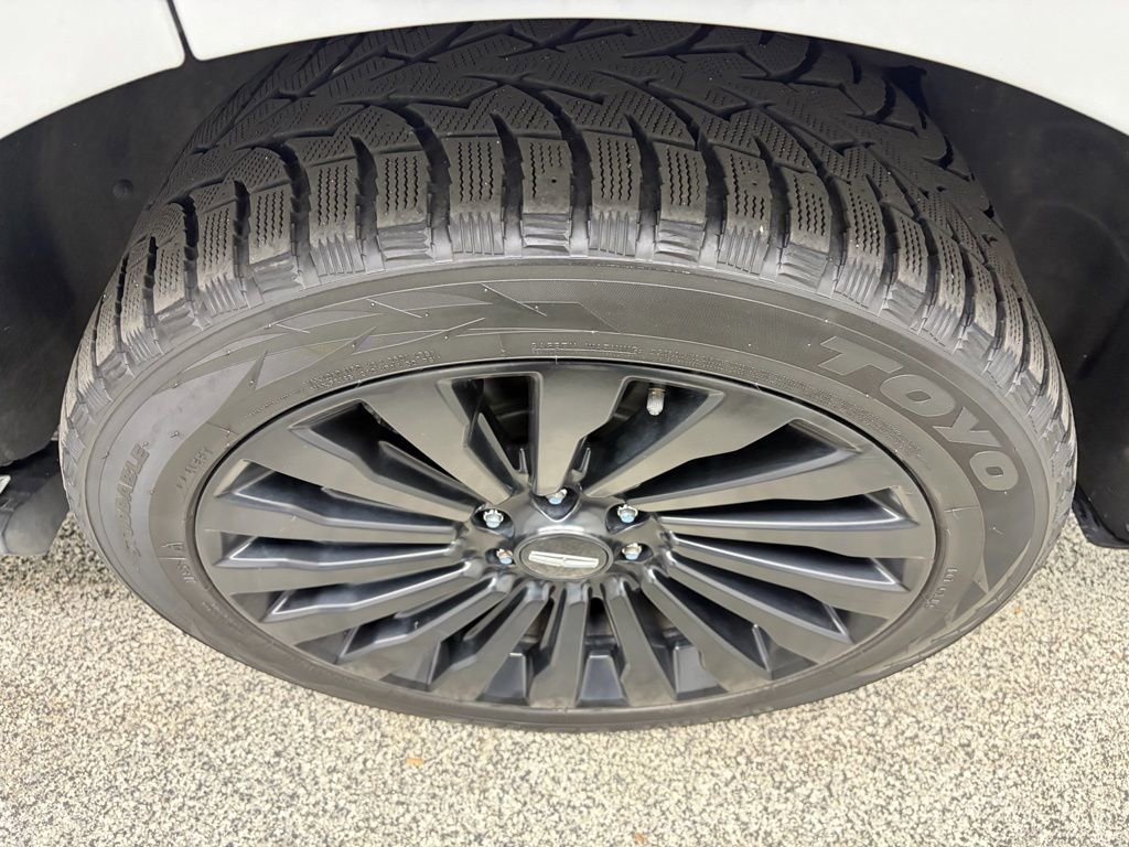 Used 2019 Lincoln Navigator Reserve image 9