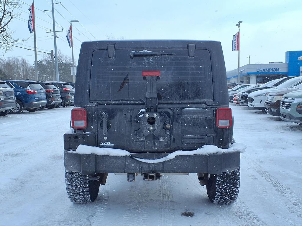 Used 2013 Jeep Wrangler Unlimited Sport w/ Connectivity Group image 5