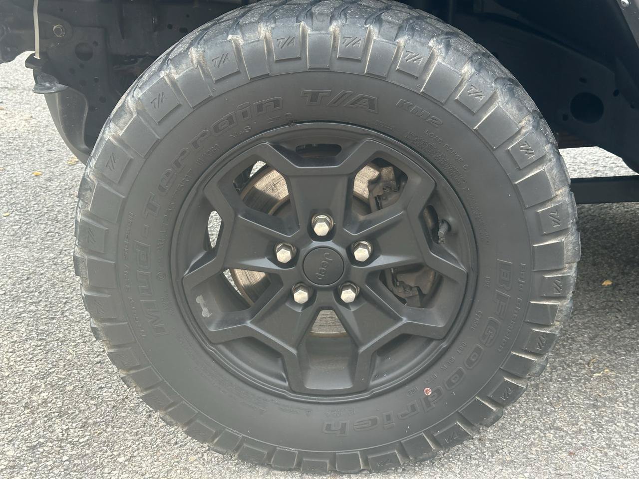 Used 2022 Jeep Gladiator Sport AWD/4WD image 5