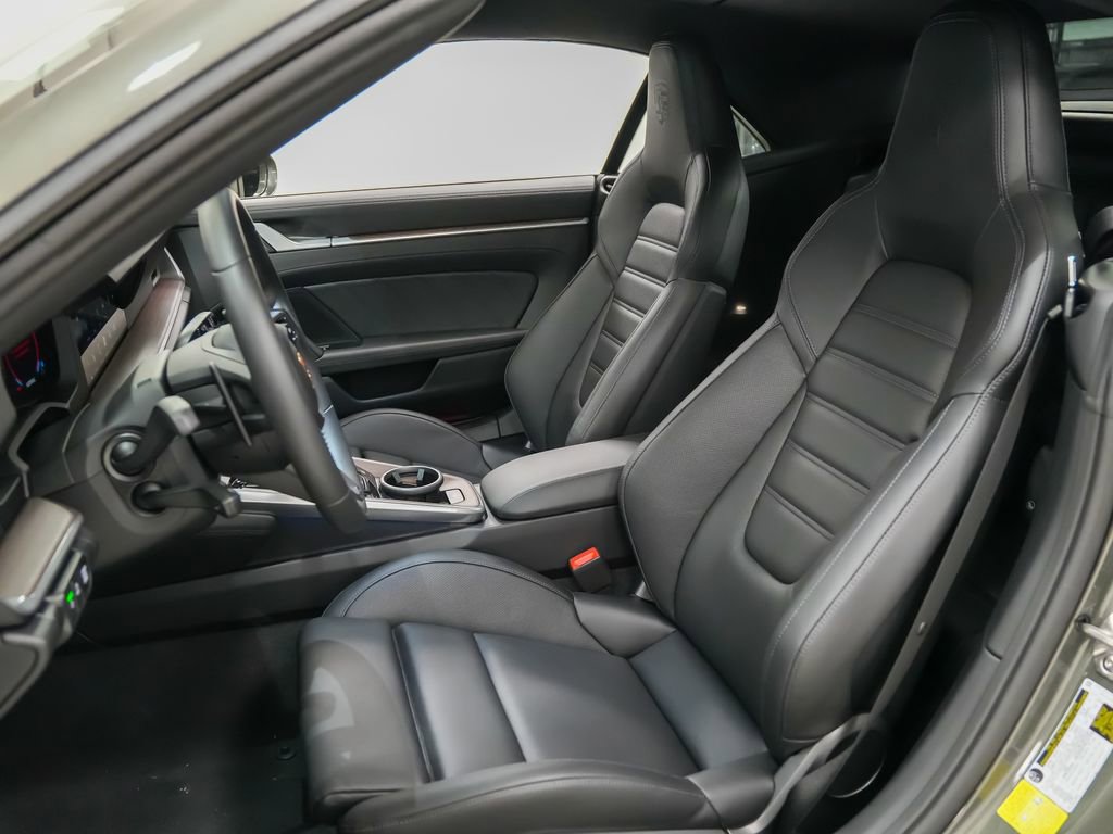 New 2026 Porsche 911 Carrera 4S AWD/4WD image 5
