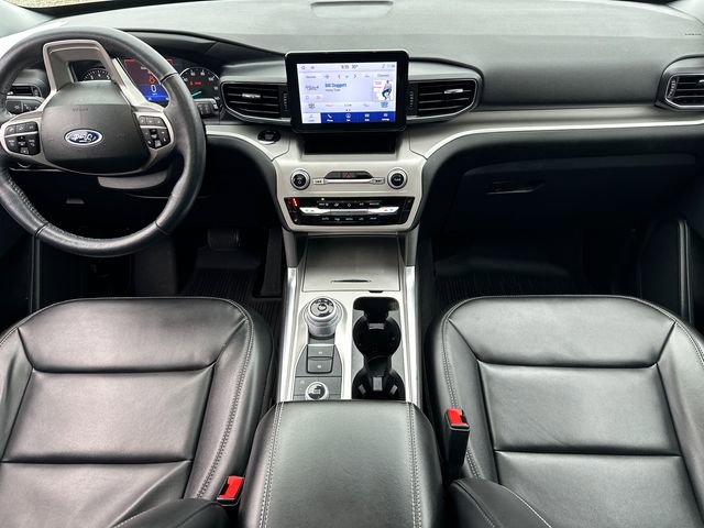 Used 2023 Ford Explorer XLT w/ Equipment Group 202A image 22