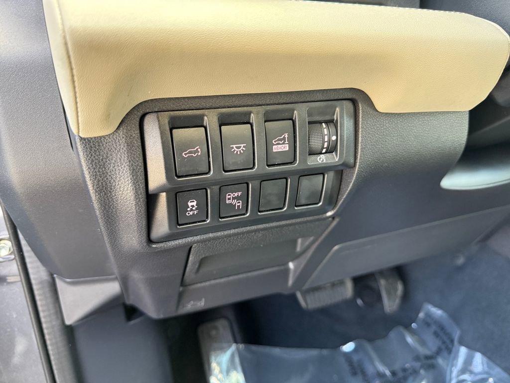 Used 2021 Subaru Ascent Touring image 13