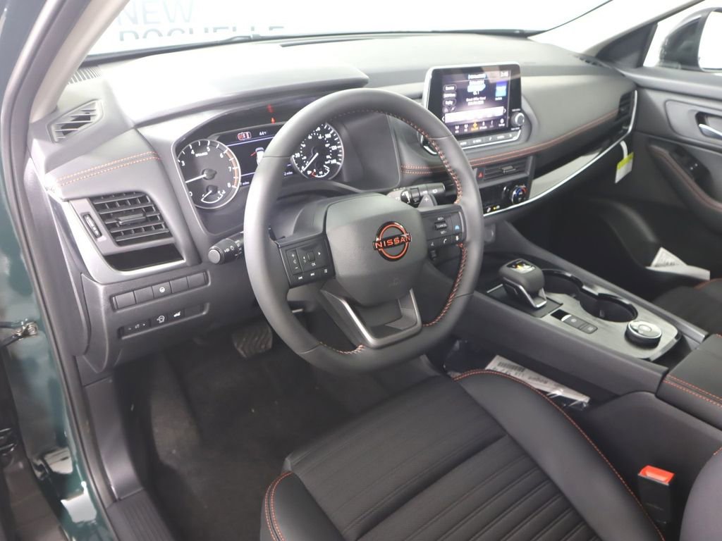 New 2026 Nissan Rogue SV AWD/4WD image 9