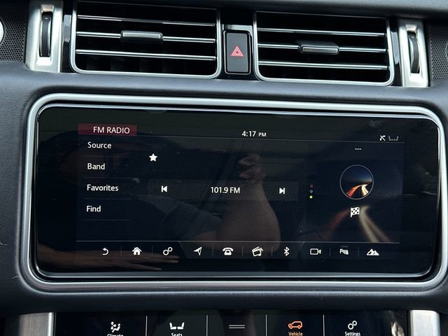 Used 2020 Land Rover Range Rover HSE image 29