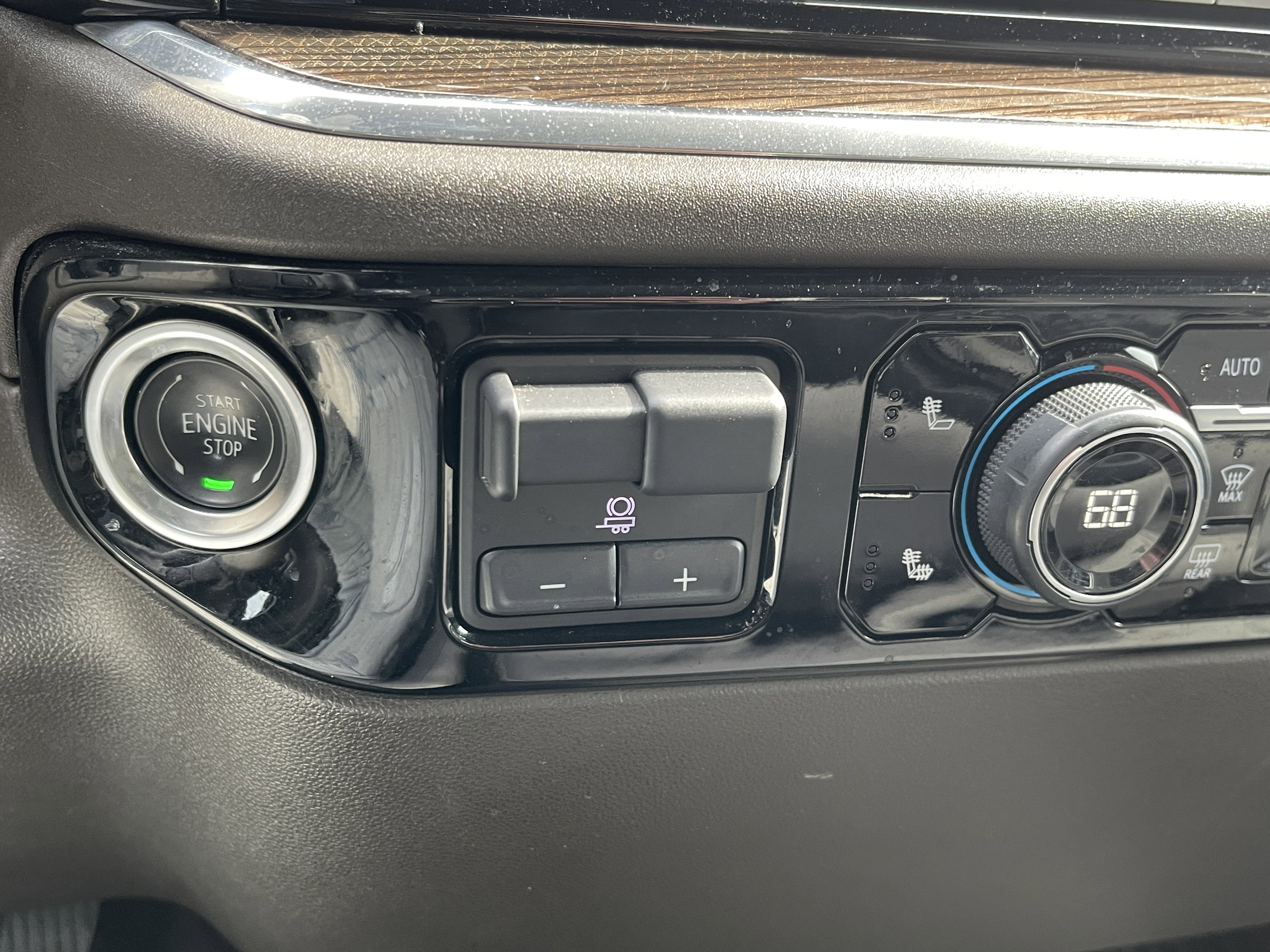 Used 2025 Chevrolet Silverado 1500 LT image 27