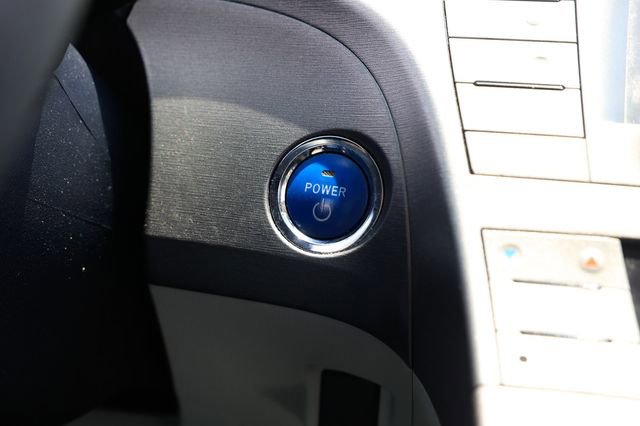 Used 2015 Toyota Prius Four image 31