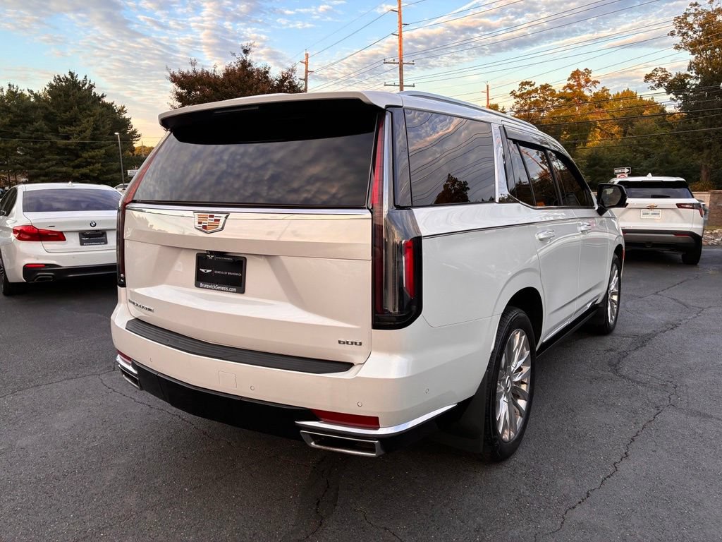 Used 2023 Cadillac Escalade Premium Luxury w/ Performance Package AWD/4WD image 7