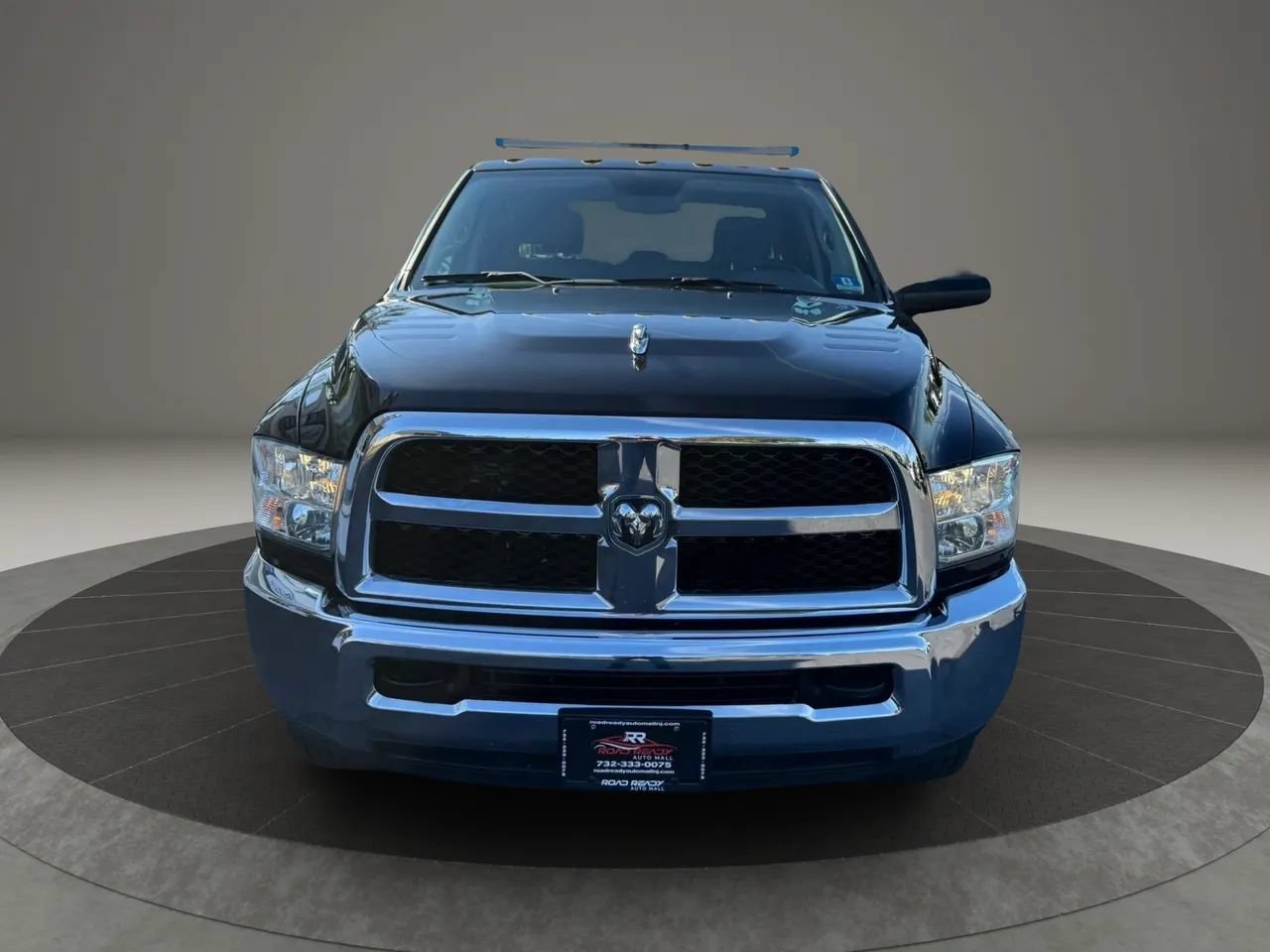 Used 2018 RAM 3500 Tradesman w/ Chrome Appearance Group AWD/4WD image 6