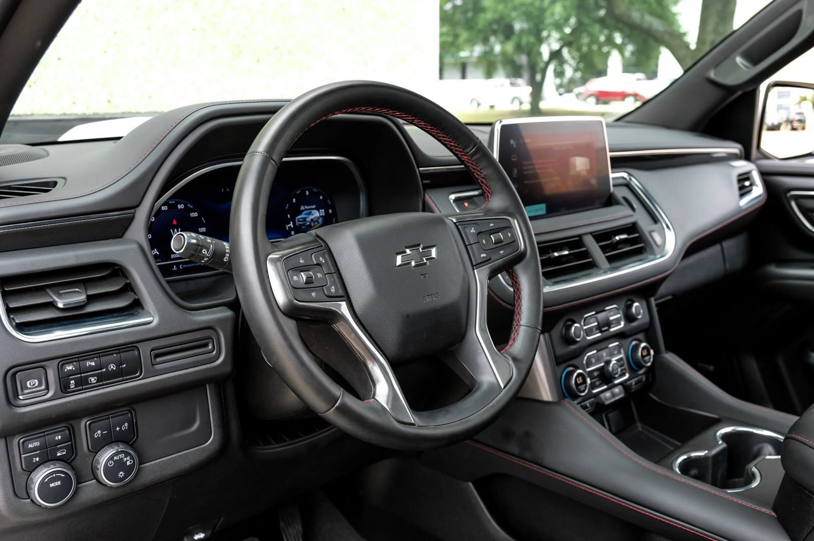Used 2023 Chevrolet Tahoe RST w/ Luxury Package AWD/4WD image 20