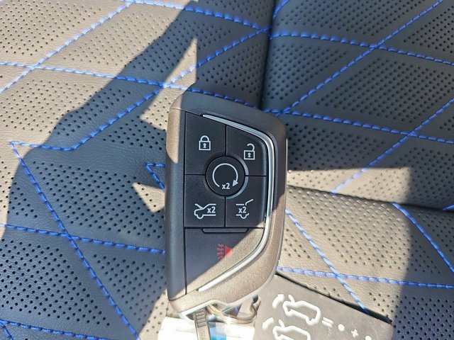 New 2026 Cadillac Escalade IQ Sport 1 w/ LPO, ONYX Package image 37