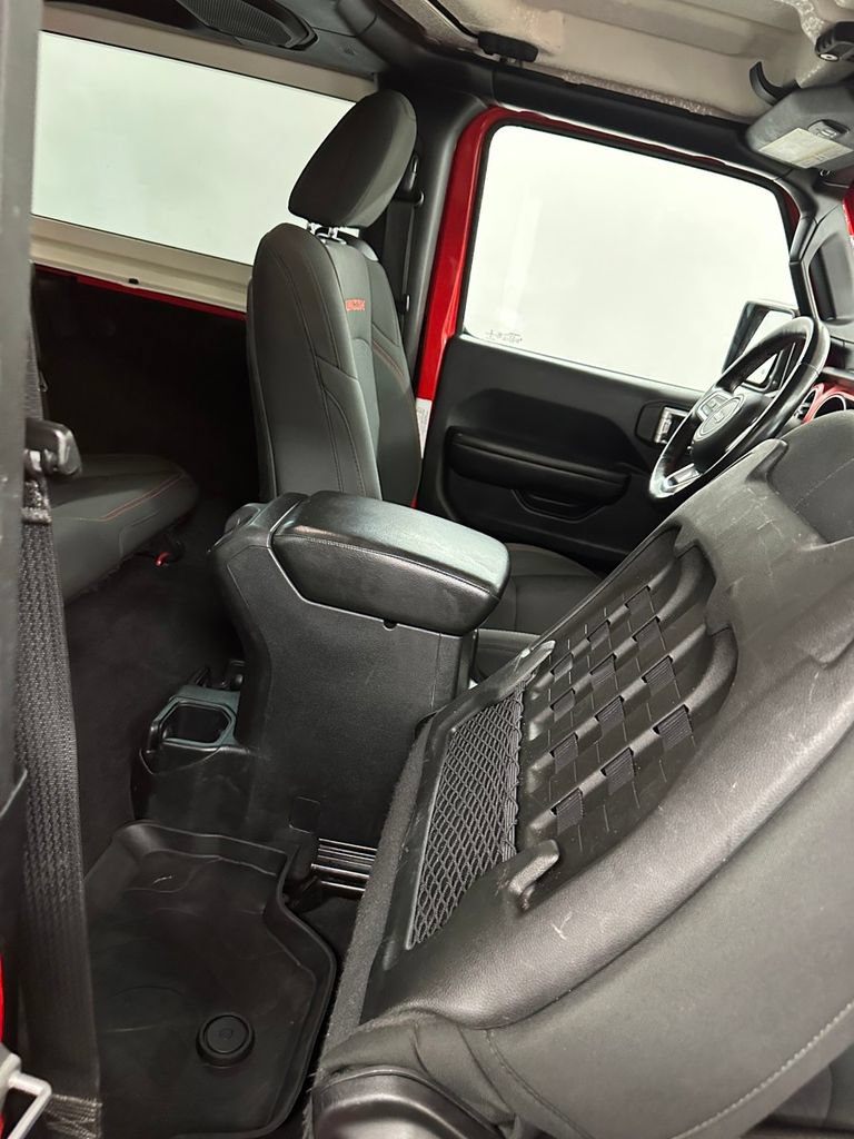 Used 2018 Jeep Wrangler Rubicon w/ Uconnect 4C Nav & Sound Group AWD/4WD image 26