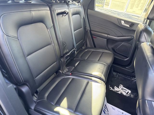 Used 2023 Ford Escape Platinum AWD/4WD image 17