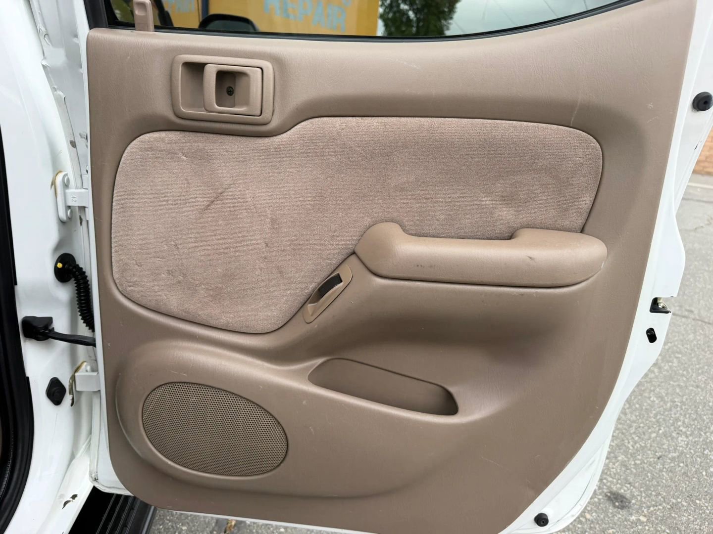 Used 2004 Toyota Tacoma PreRunner RWD image 16