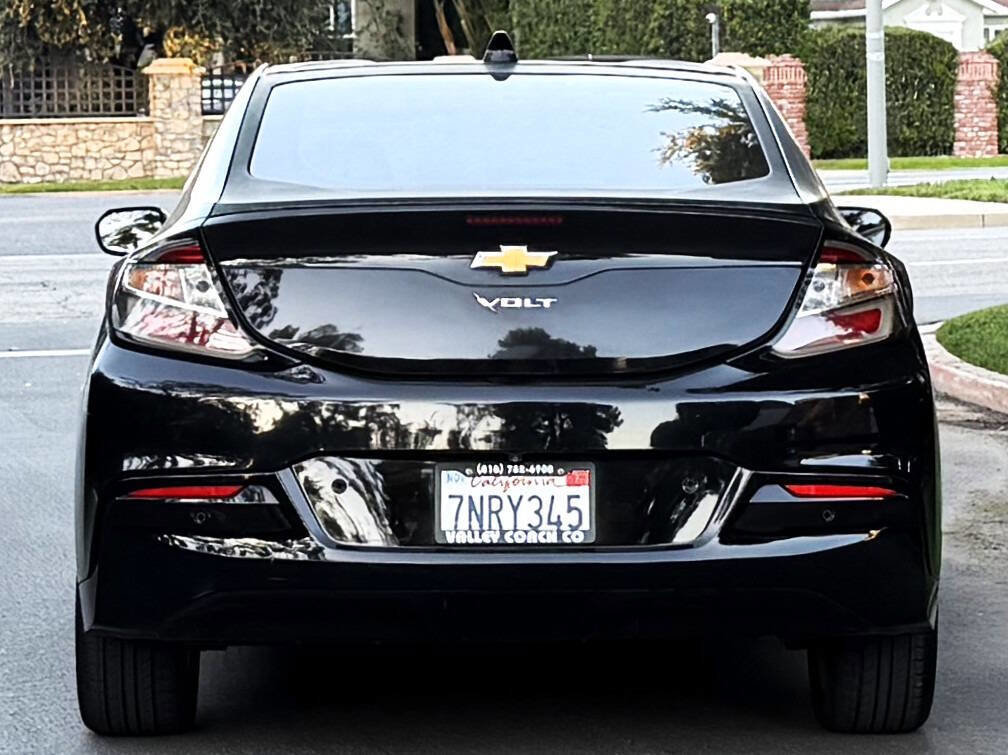 Used 2016 Chevrolet Volt Premier w/ Driver Confidence Package image 6