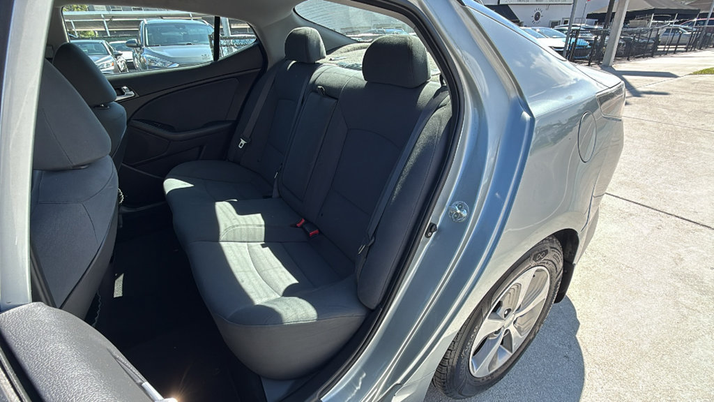 Used 2015 Kia Optima LX FWD image 25