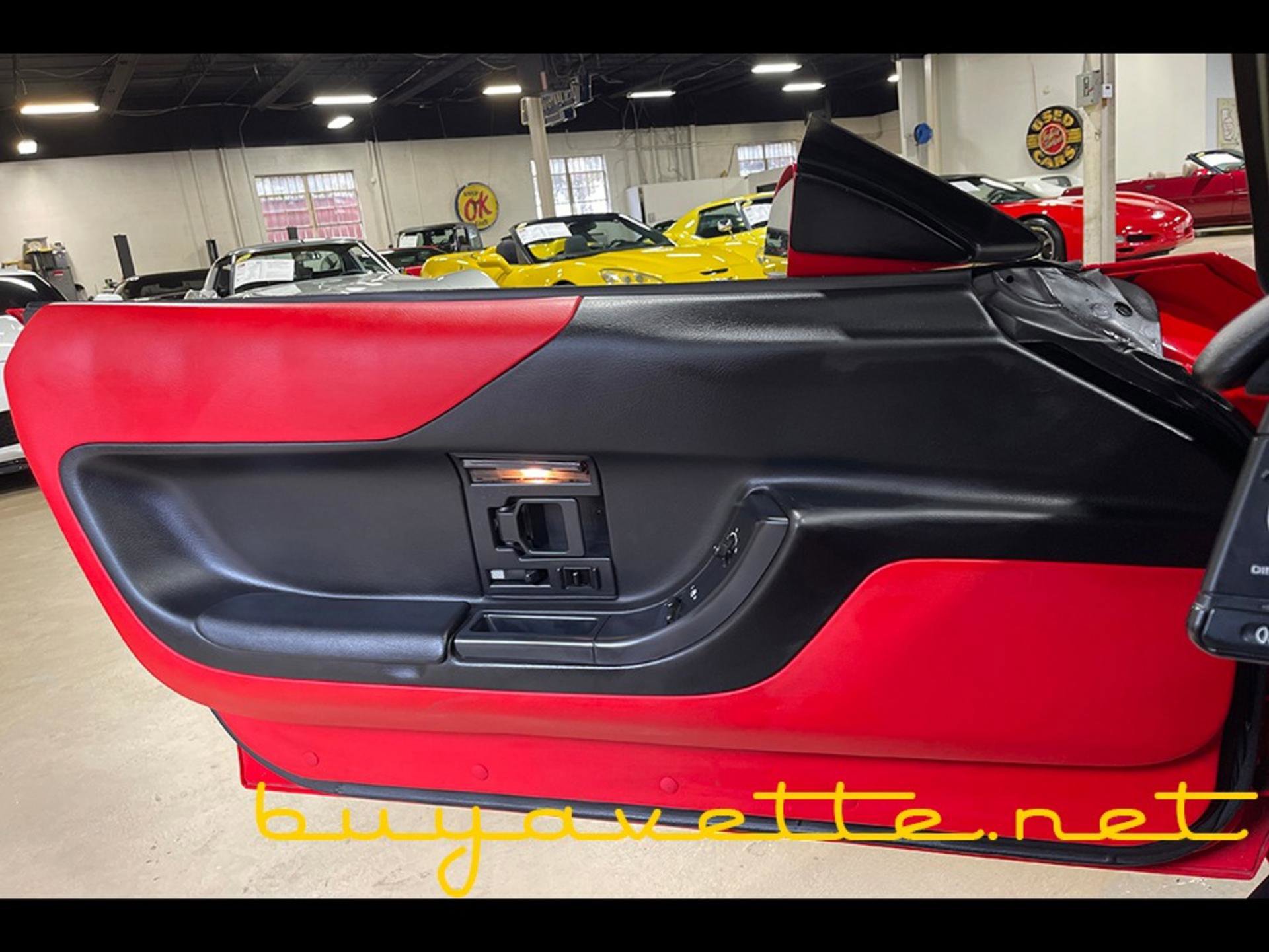 Used 1996 Chevrolet Corvette Coupe image 19