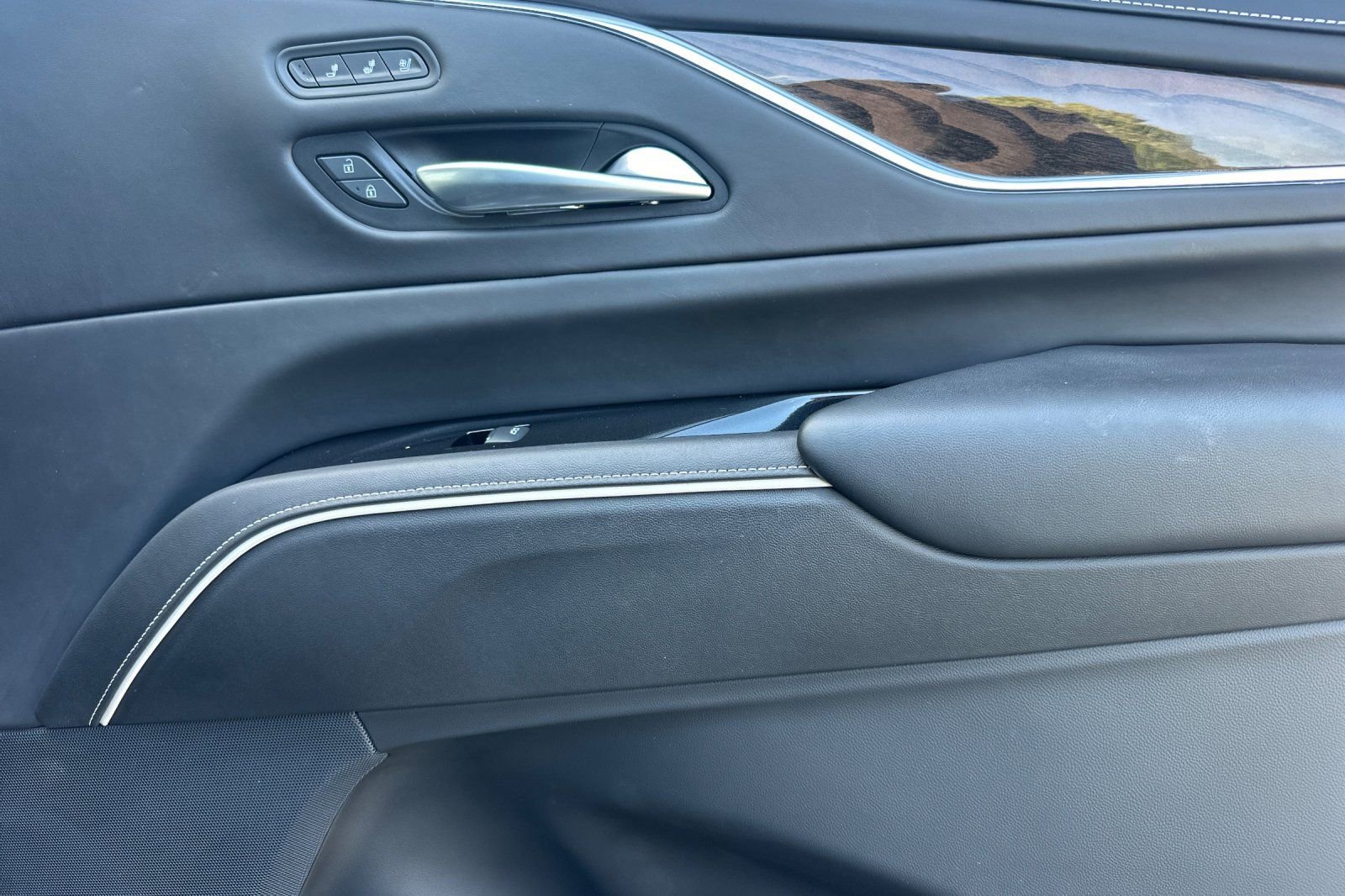 Certified 2024 Cadillac Escalade Sport Platinum image 21