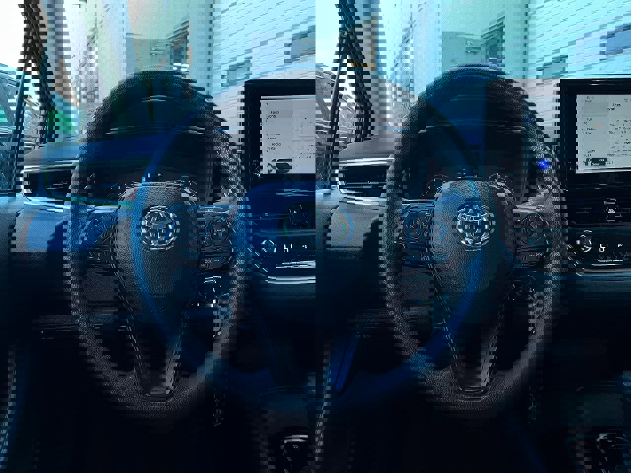 Used 2024 Toyota Corolla LE image 28