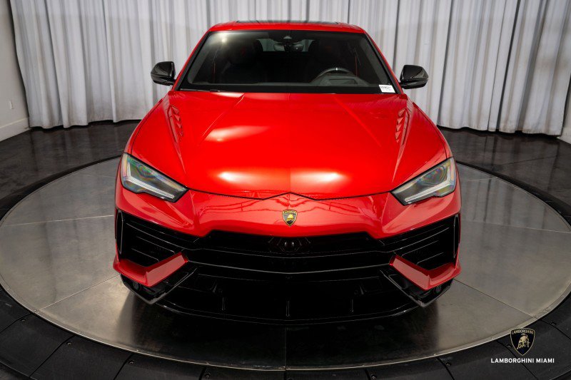 Used 2023 Lamborghini Urus S image 4