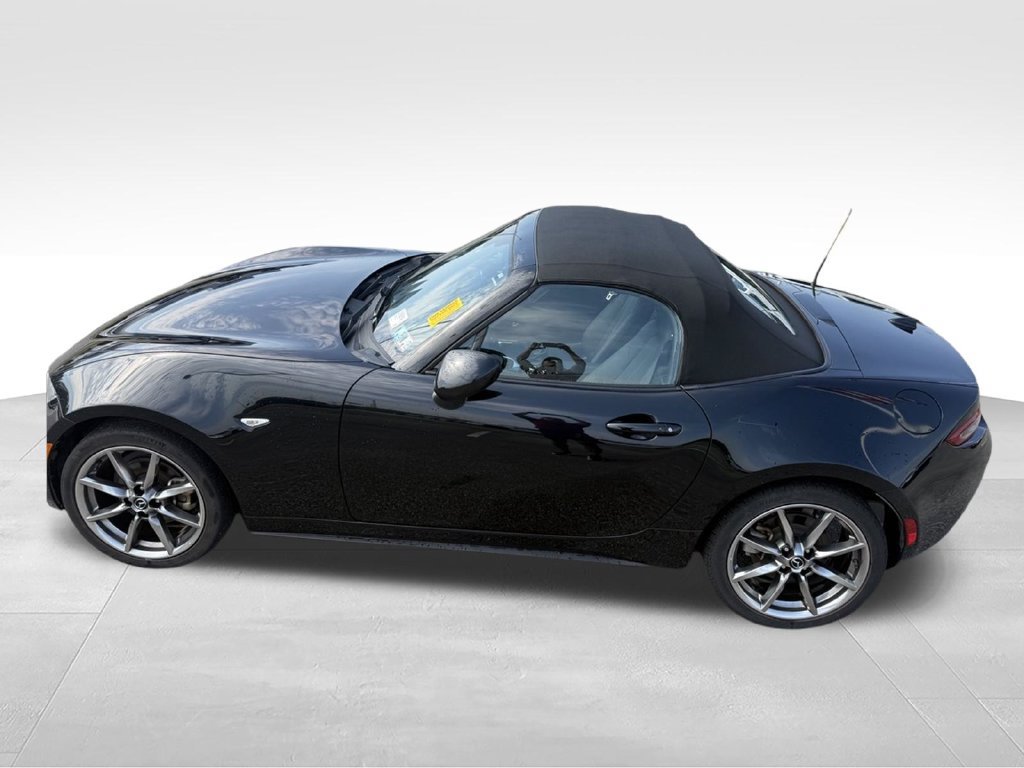 Used 2023 MAZDA MX-5 Miata Grand Touring w/ Weather Package RWD image 24