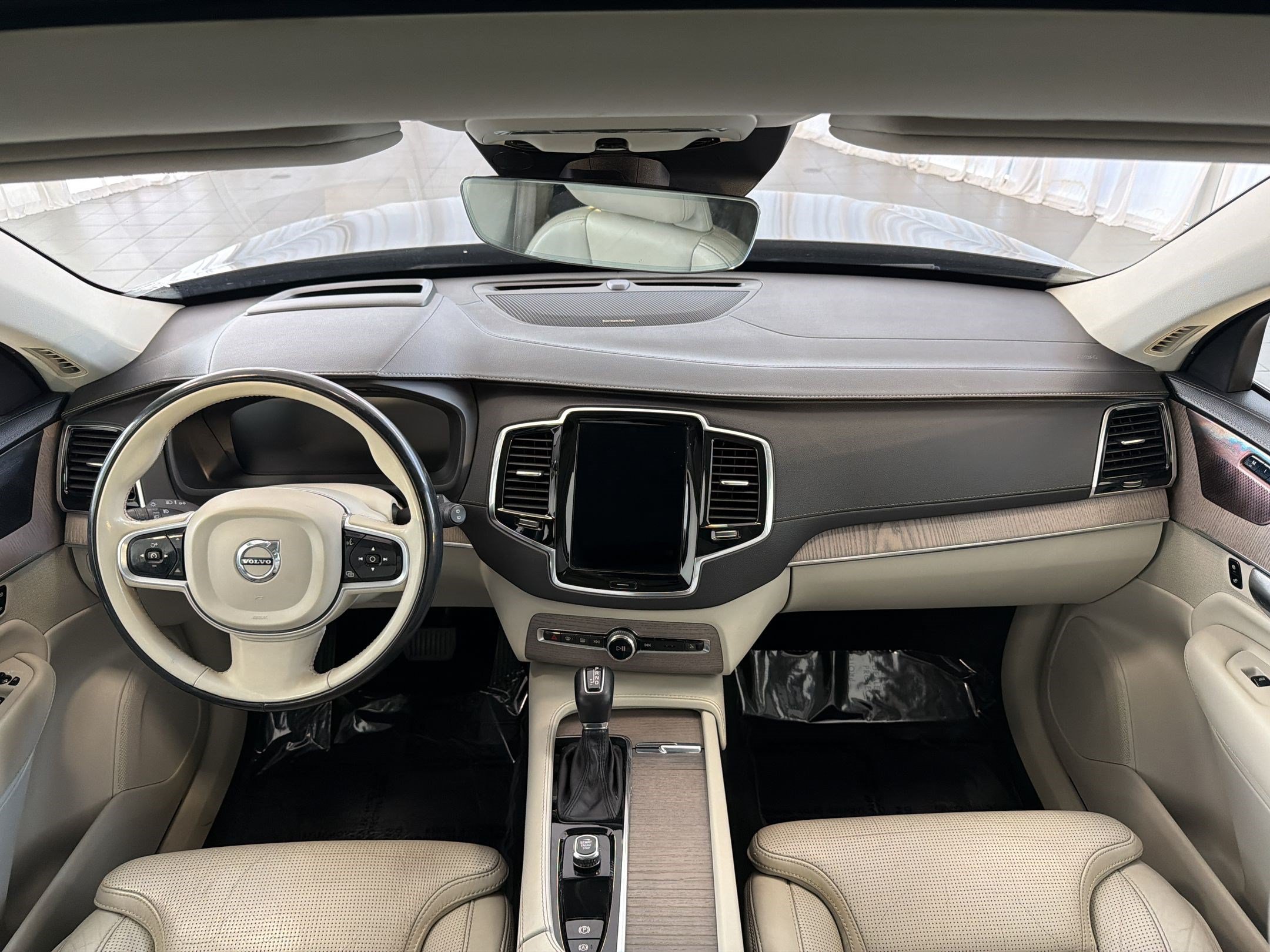Used 2022 Volvo XC90 T6 Inscription w/ Advanced Package AWD/4WD image 16