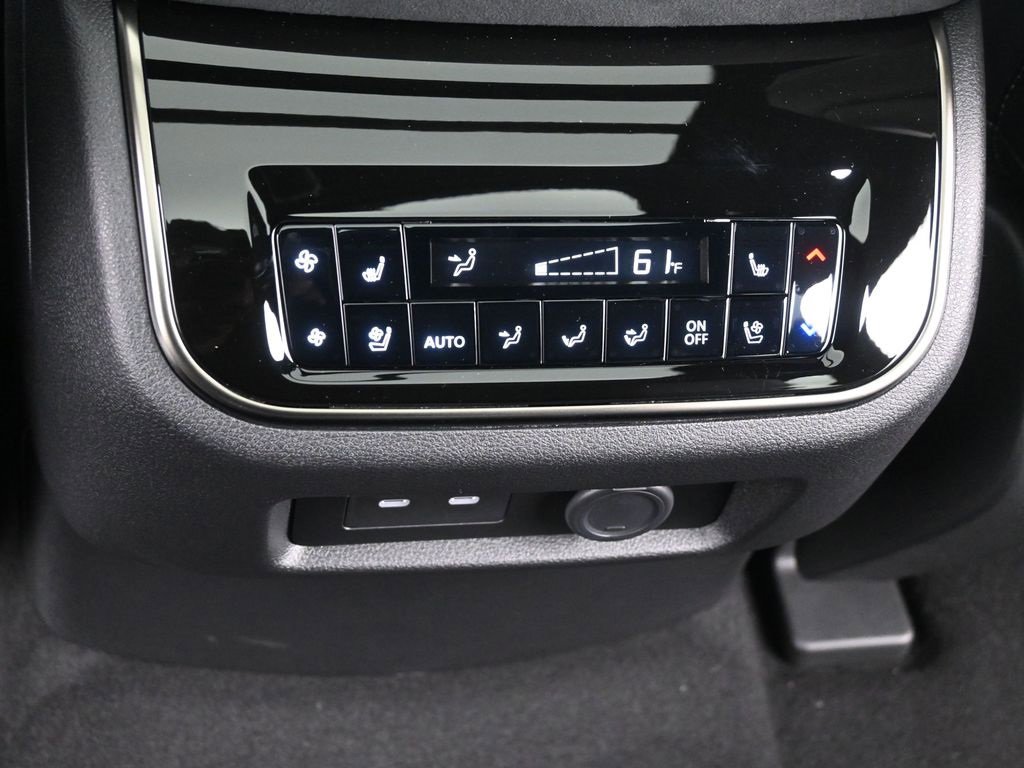 New 2026 INFINITI QX80 Autograph image 15