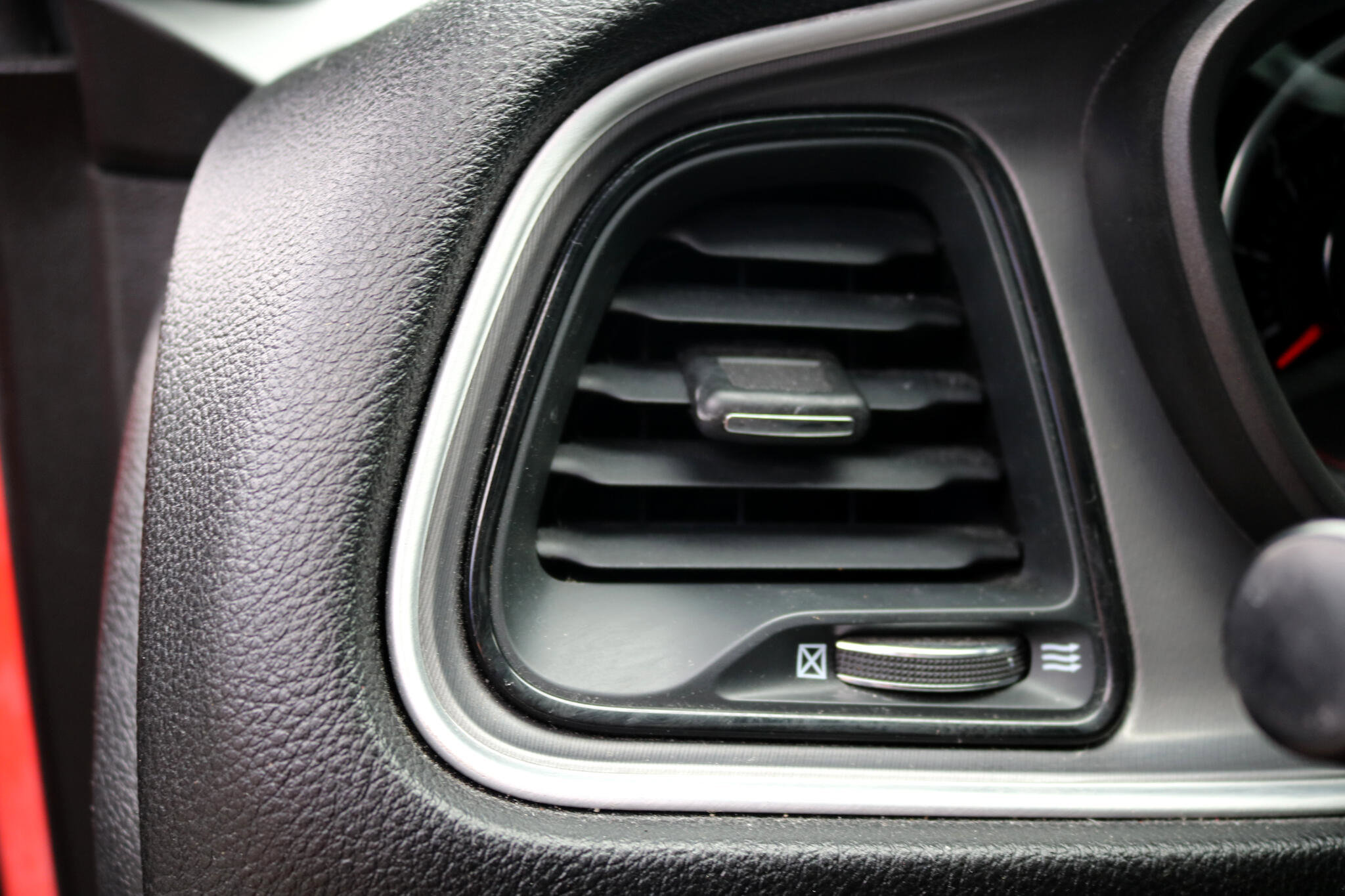 Used 2020 Dodge Challenger R/T image 26