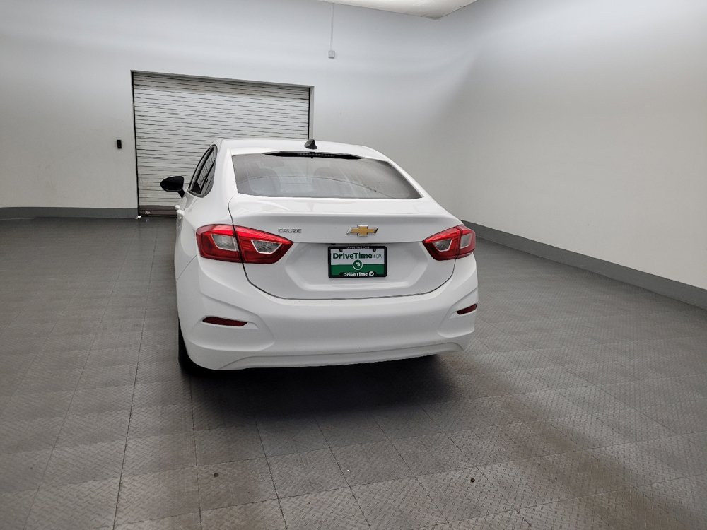 Used 2017 Chevrolet Cruze LS FWD image 6