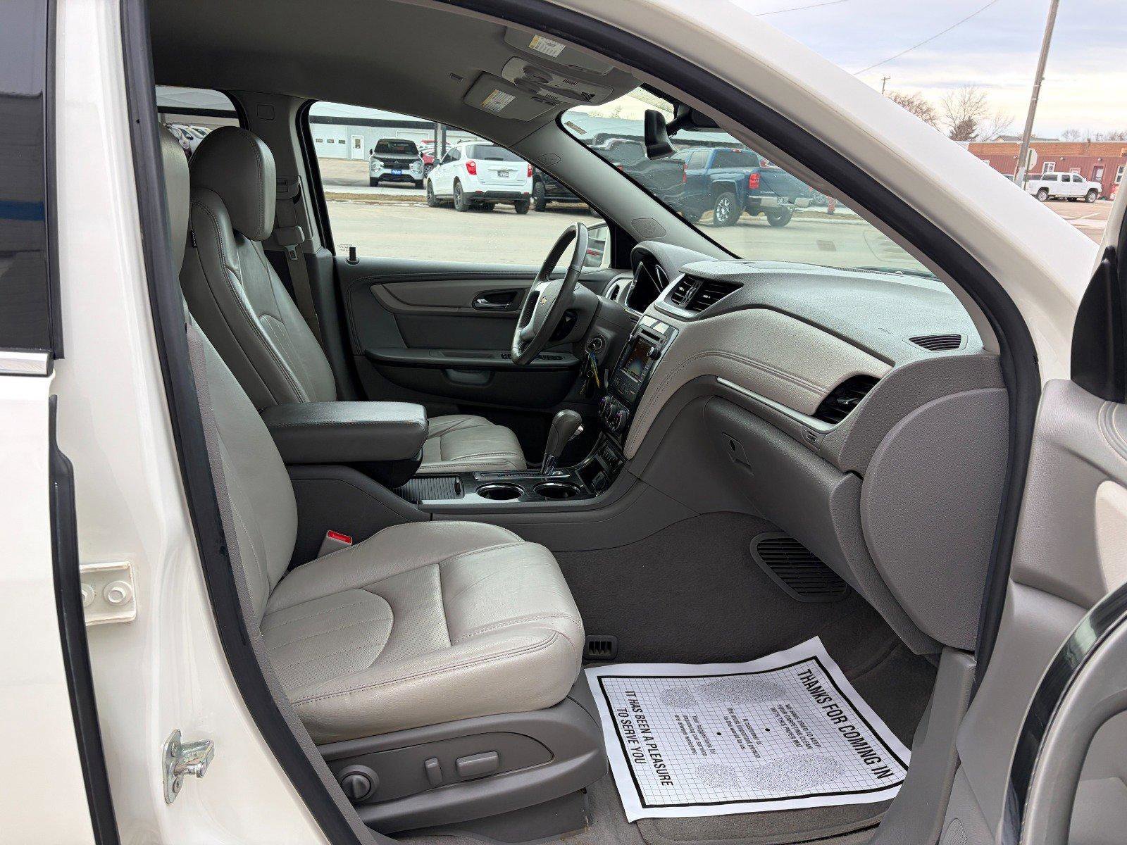 Used 2015 Chevrolet Traverse LTZ image 24