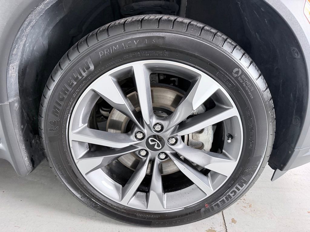 Certified 2023 INFINITI QX60 Luxe w/ Cargo Package FWD image 4
