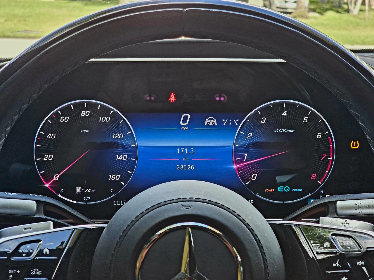 Used 2022 Mercedes-Benz S 580 4MATIC Sedan w/ Rear Seat Package image 14