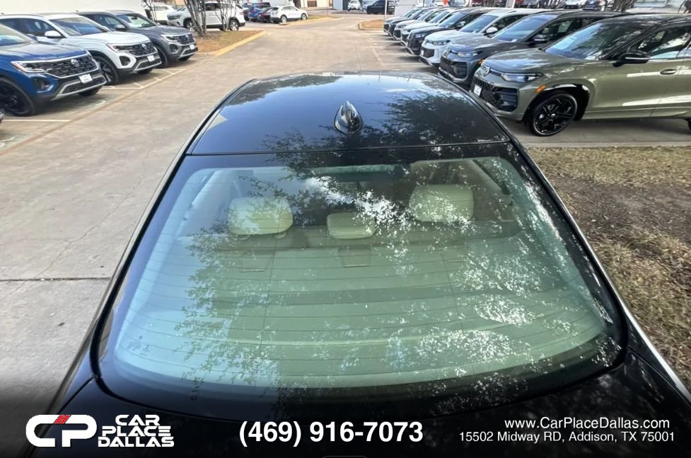 Used 2016 BMW 320i Sedan RWD image 13