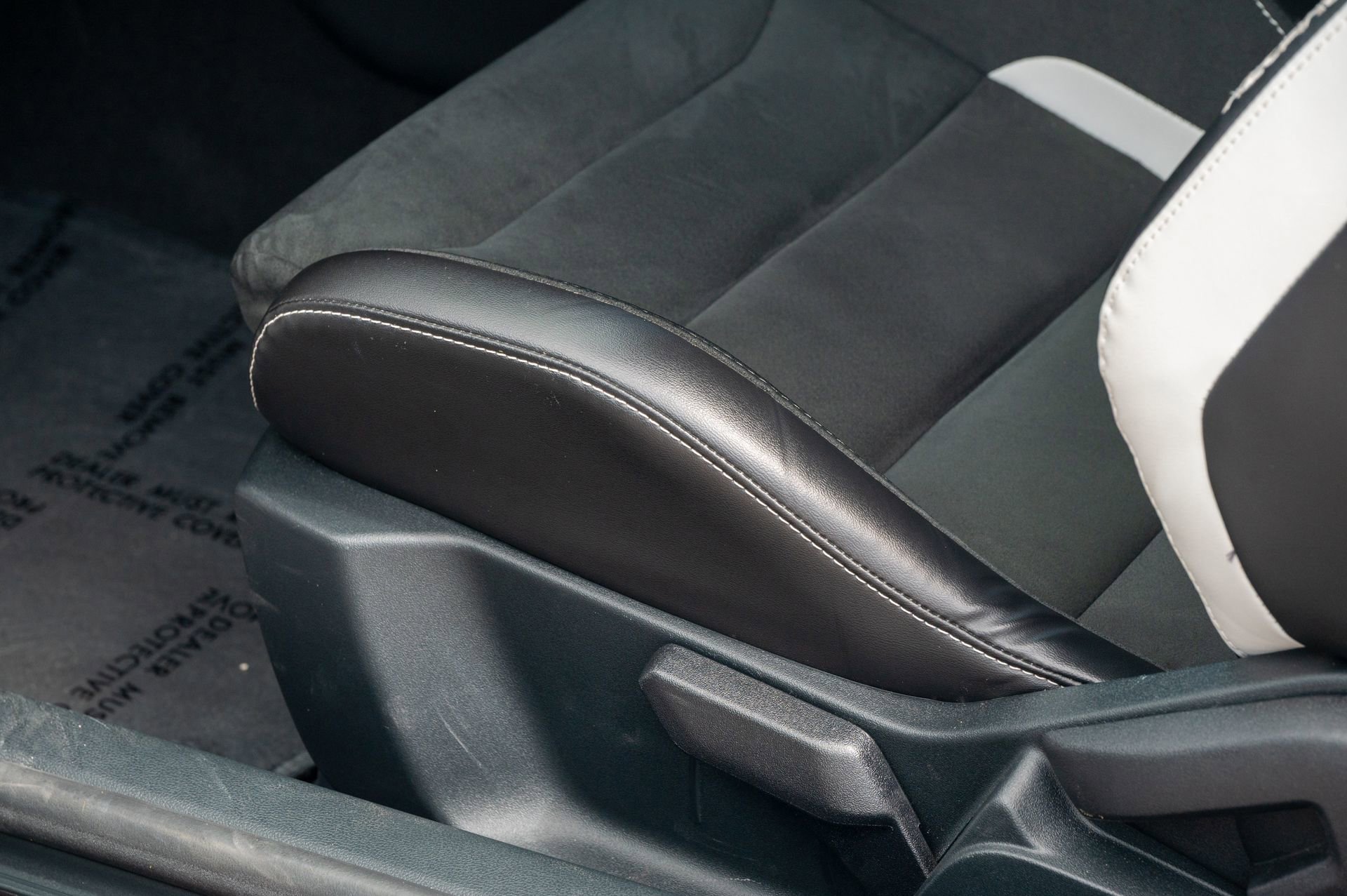 Used 2022 Ford Mustang Shelby GT500 w/ Technology Package image 50