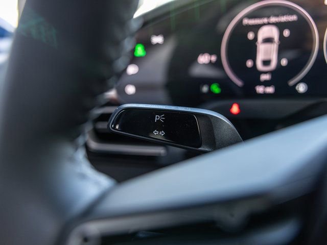 New 2026 Porsche Taycan image 33