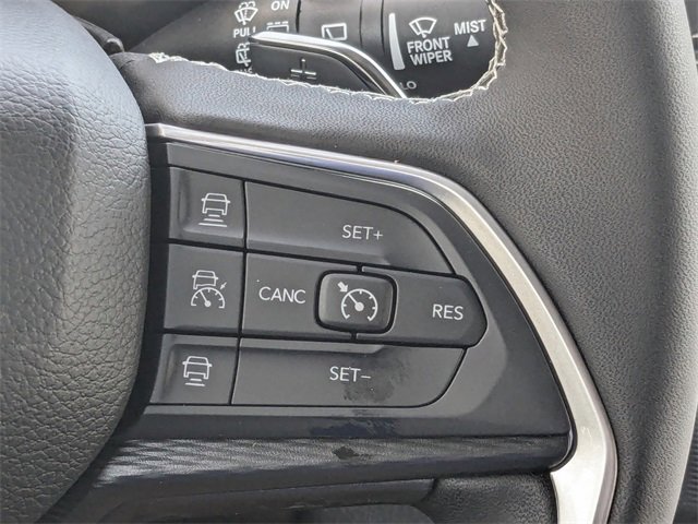 New 2025 Jeep Grand Cherokee Altitude image 27