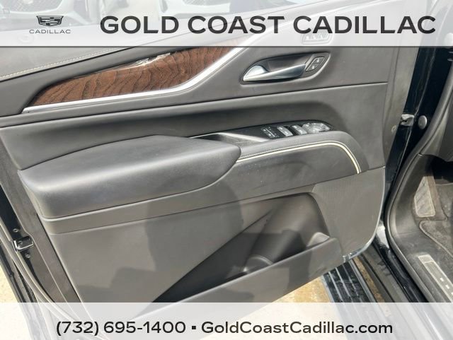 Used 2022 Cadillac Escalade Sport Platinum AWD/4WD image 19