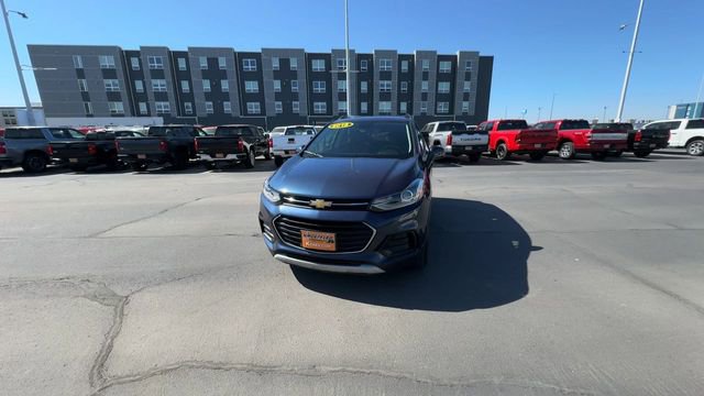 Used 2018 Chevrolet Trax LT w/ Driver Confidence Package AWD/4WD image 3