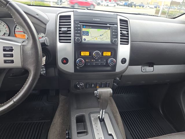 Used 2015 Nissan Frontier PRO-4X w/ Pro-4x Luxury Package image 23