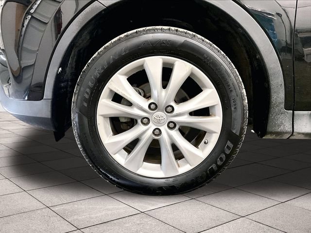 Used 2015 Toyota RAV4 Limited AWD/4WD image 9